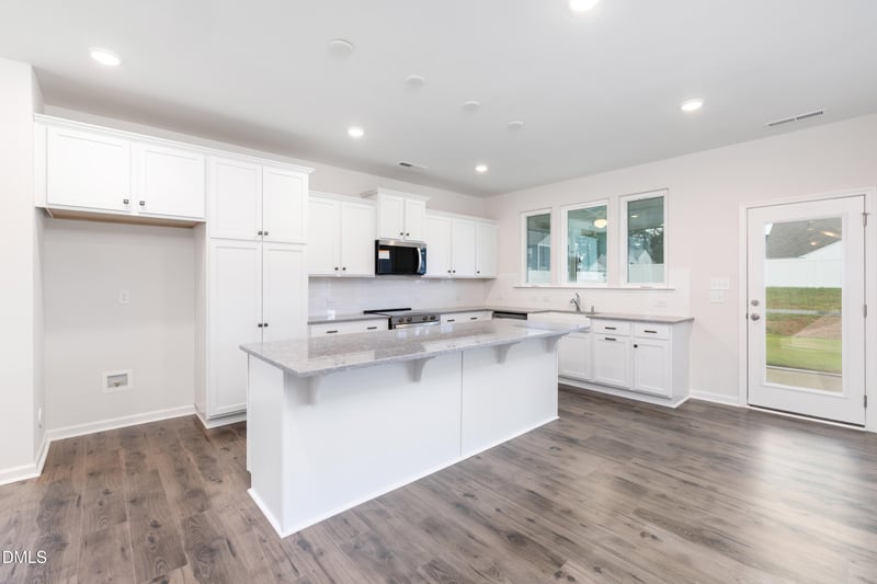 137 Benson Village Dr #74, Benson, NC 27504