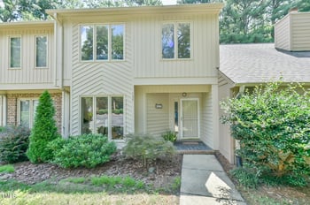137 Berry Patch Ln, Chapel Hill, NC 27514