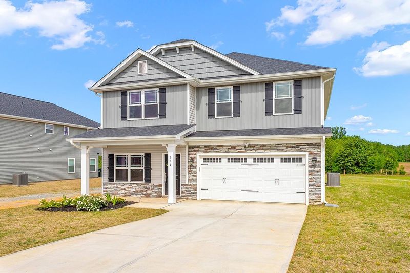 137 Boomer St, Benson, NC 27504