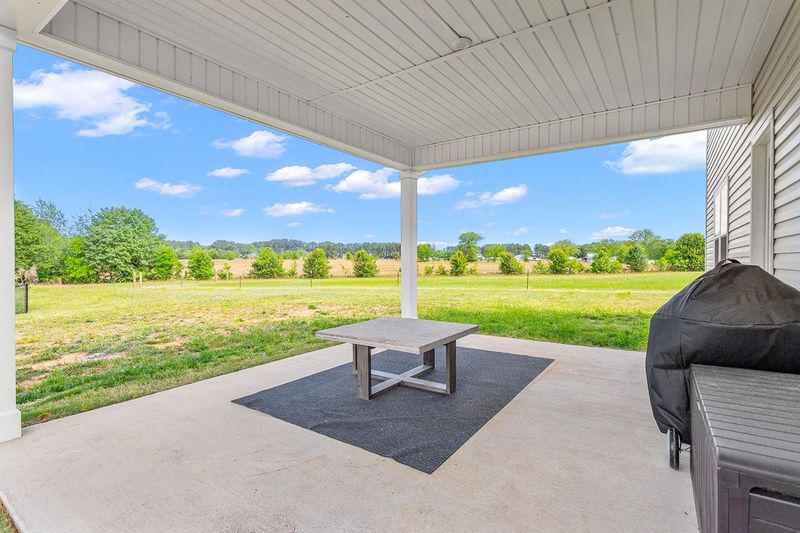 137 Boomer St, Benson, NC 27504