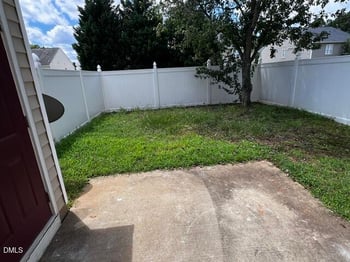 137 Buchanan Ln, Clayton, NC 27527