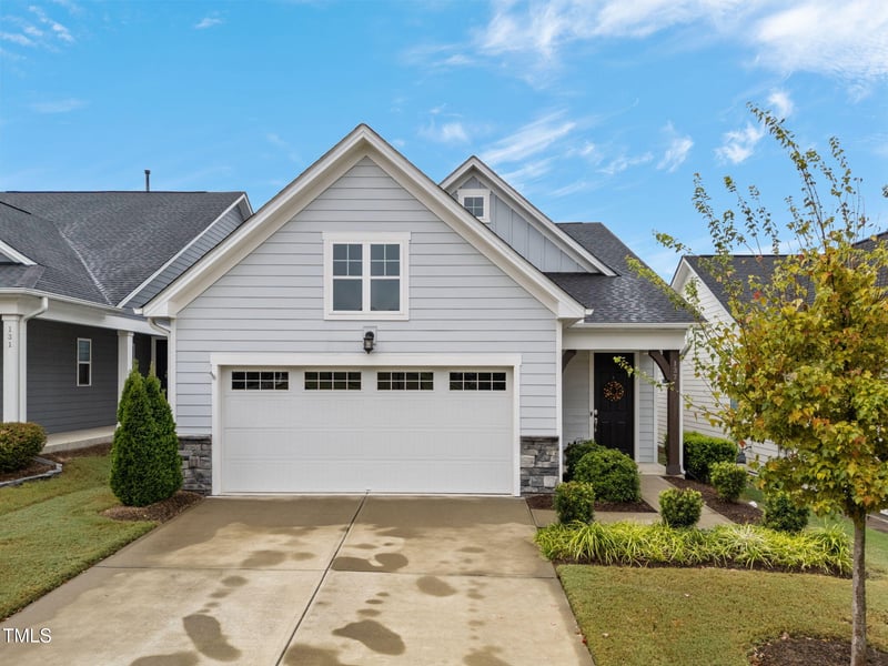 137 Canary Ct, Raleigh, NC 27610