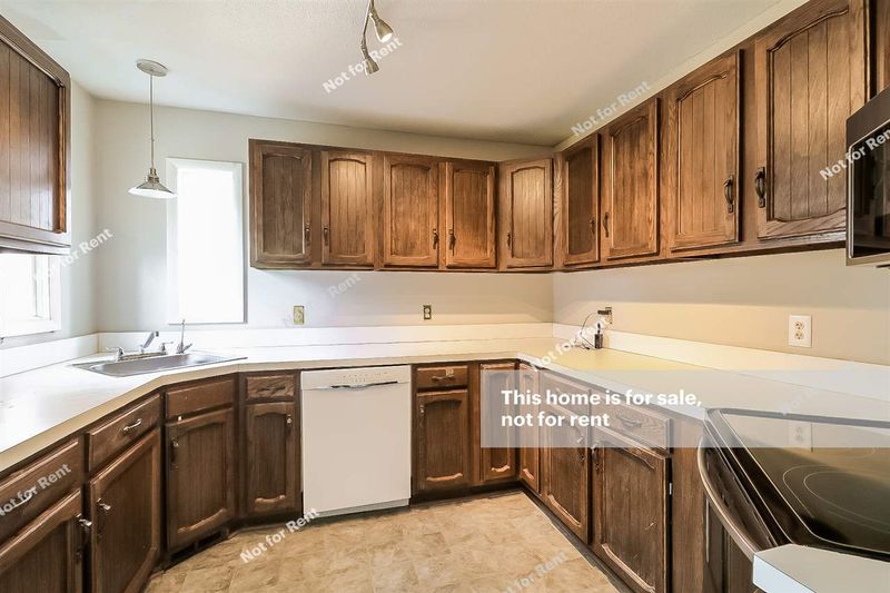137 Candlewick Dr, Wendell, NC 27591