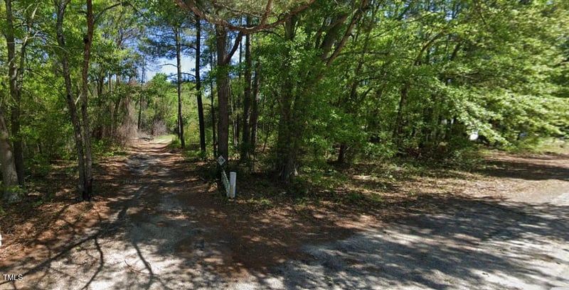 137 Congreve Rd, Hope Mills, NC 28348