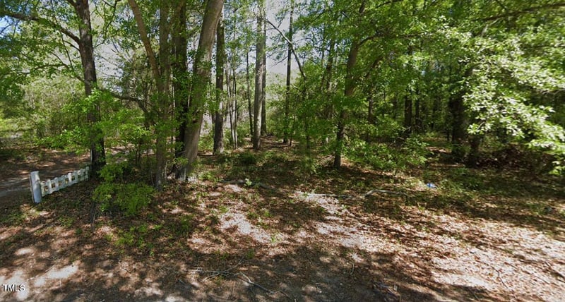 137 Congreve Rd, Hope Mills, NC 28348