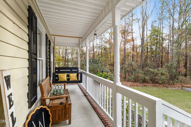 137 Dewar St, Fuquay Varina, NC 27526