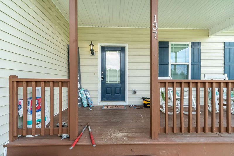 137 Gennessee Dr, Zebulon, NC 27597