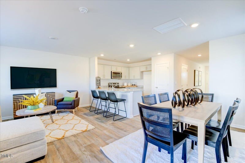 137 Holton St, Smithfield, NC 27577