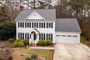 137 Huntsmoor Ln, Cary, NC 27513