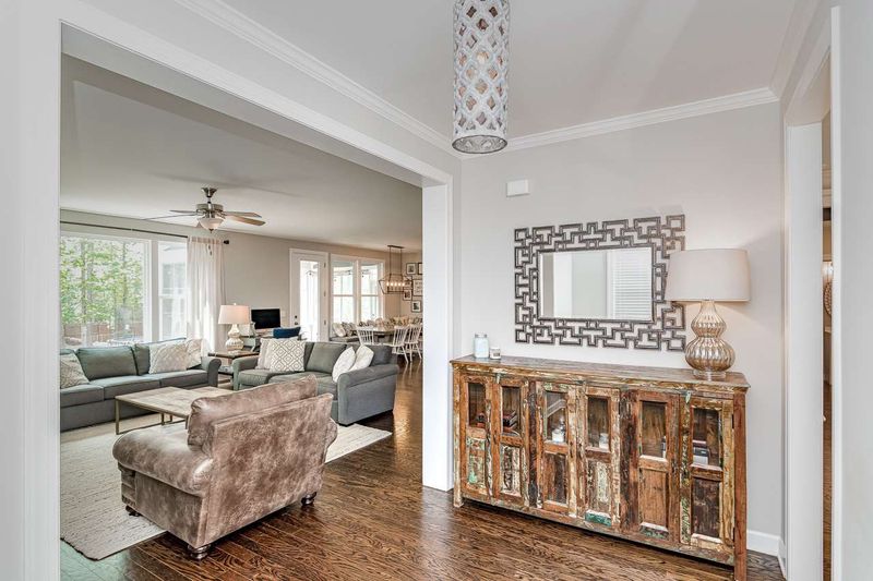 137 Ironcreek Pl, Apex, NC 27539