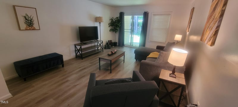 137 Kingsbury Dr, Chapel Hill, NC 27514