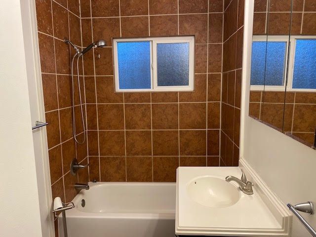 137 Launis St, Pittsboro, NC 27312