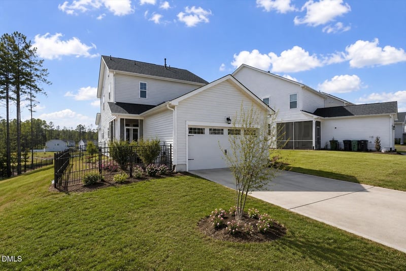 137 Moraine Ct, Raleigh, NC 27610