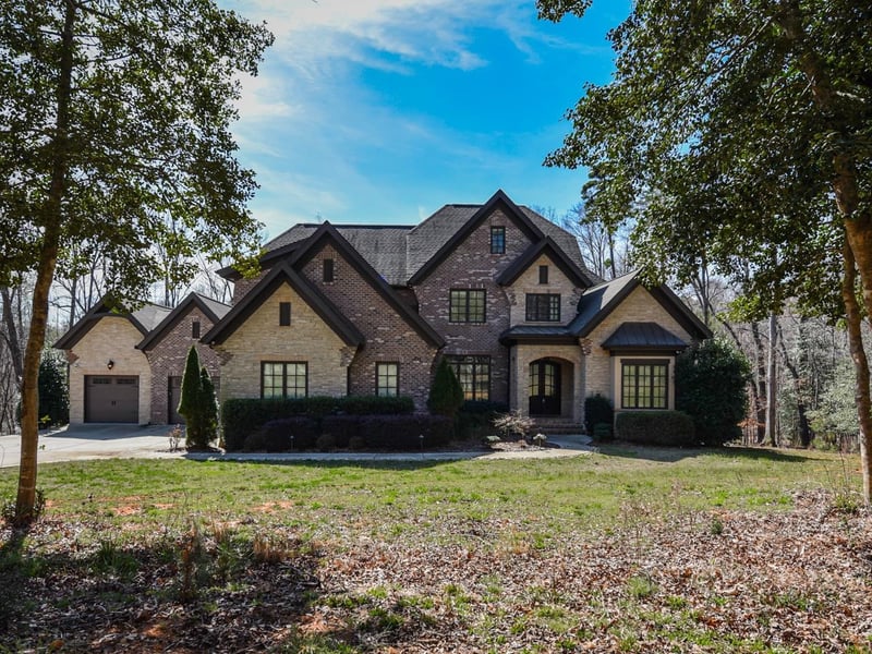 137 Ocoee Falls Dr, Chapel Hill, NC 27517