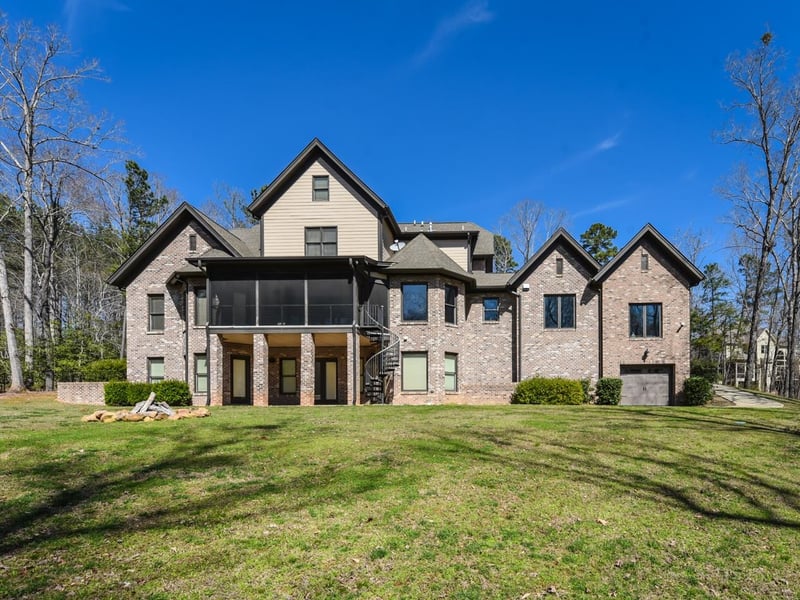 137 Ocoee Falls Dr, Chapel Hill, NC 27517