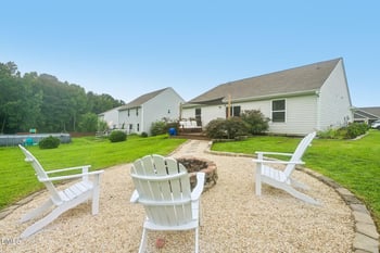 137 Old Head Way, Fuquay Varina, NC 27526