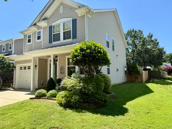 137 Palmdale Ct, Holly Springs, NC 27540
