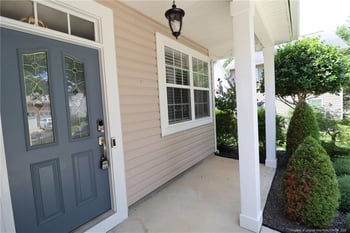 137 Palmdale Ct, Holly Springs, NC 27540