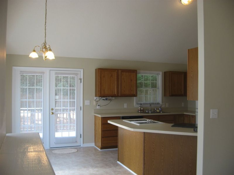 137 Parkhaven Ln, Garner, NC 27529