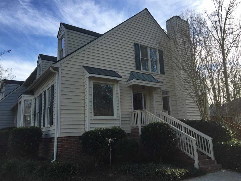 137 Sanair Ct, Apex, NC 27502