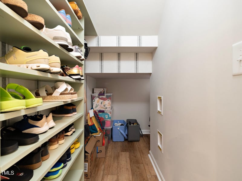 137 Shadowdale Ln, Rolesville, NC 27571