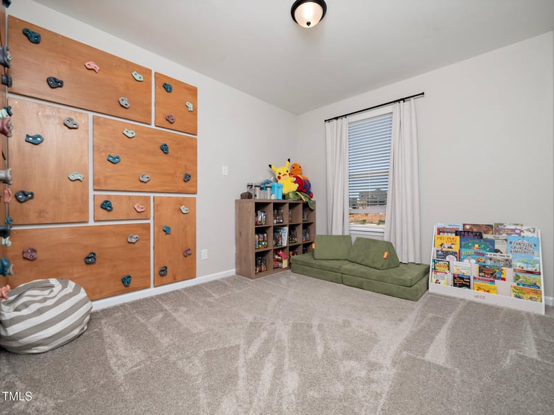 137 Shadowdale Ln, Rolesville, NC 27571