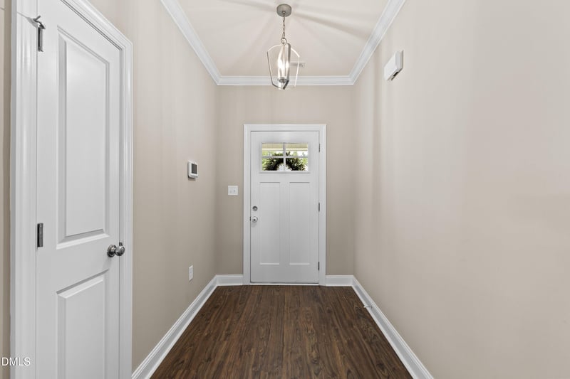 137 Shadybrook Dr, Benson, NC 27504