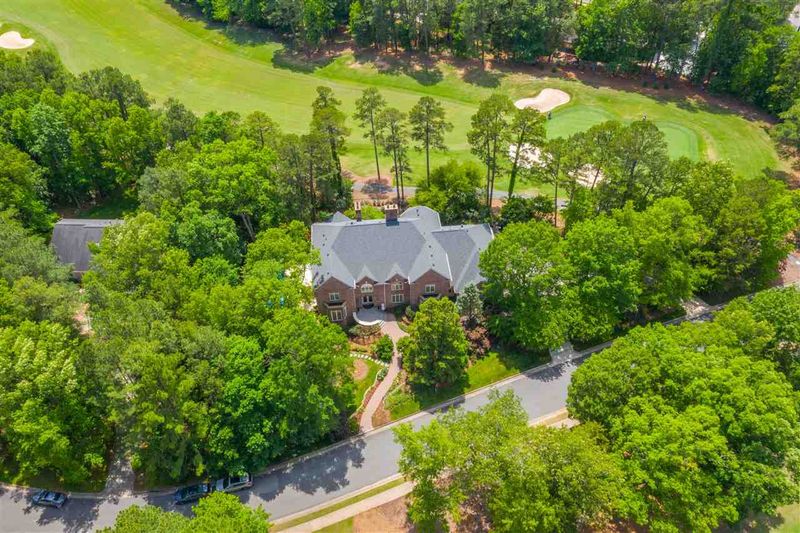 137 Sheffield Cir, Chapel Hill, NC 27517