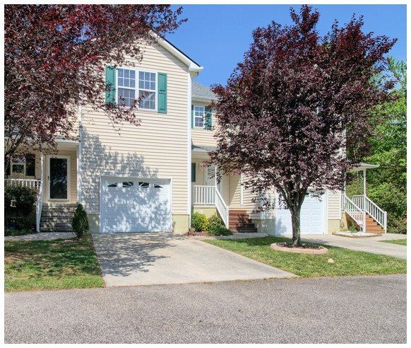 137 Stanopal Ct, Cary, NC 27511