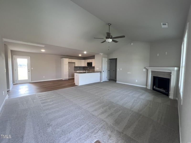 137 Starry Sky Dr, Benson, NC 27504