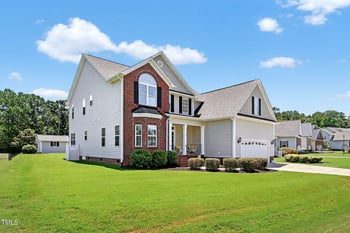 137 Winding Oak Way, Clayton, NC 27520