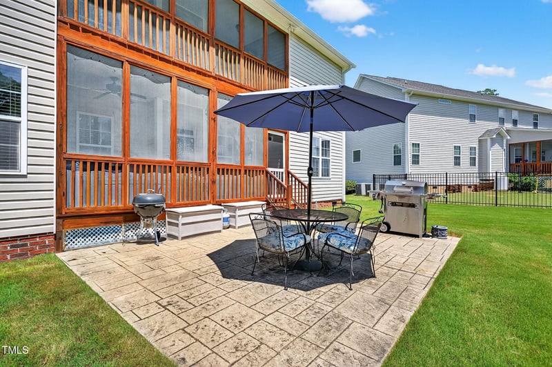137 Winding Oak Way, Clayton, NC 27520