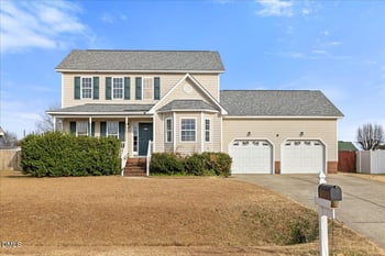 137 Woodglen Dr, Clayton, NC 27527