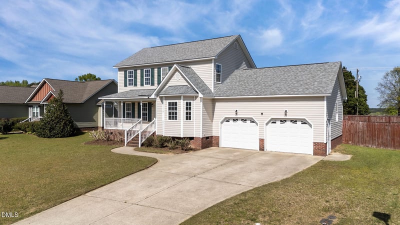 137 Woodglen Dr, Clayton, NC 27527