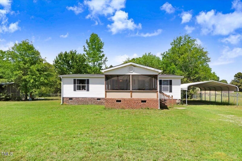 13717 Labaron Dr, Willow Springs, NC 27592