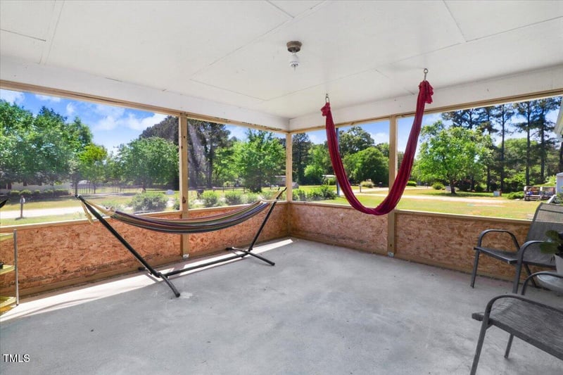 13717 Labaron Dr, Willow Springs, NC 27592