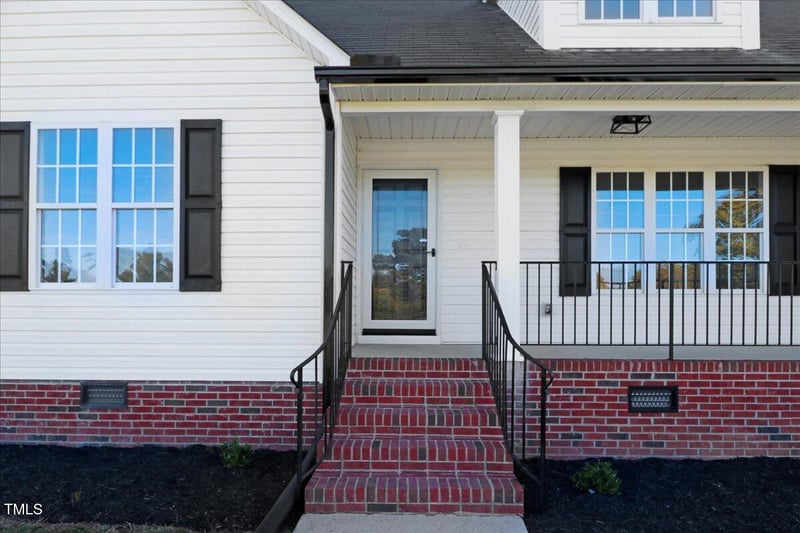 1372 Nc 50 , Benson, NC 27504