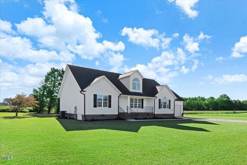 1372 Nc 50, Benson, NC 27504