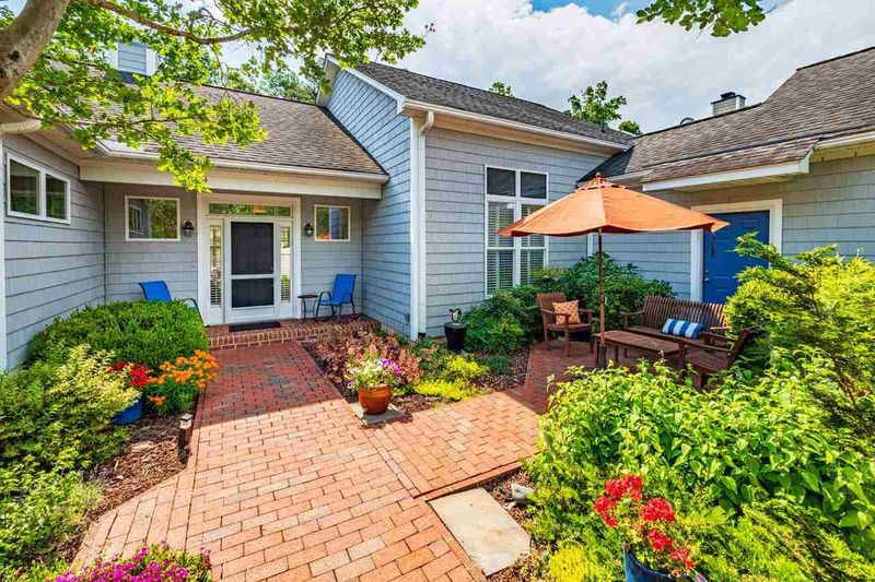 1374 Bradford Pl, Pittsboro, NC 27312