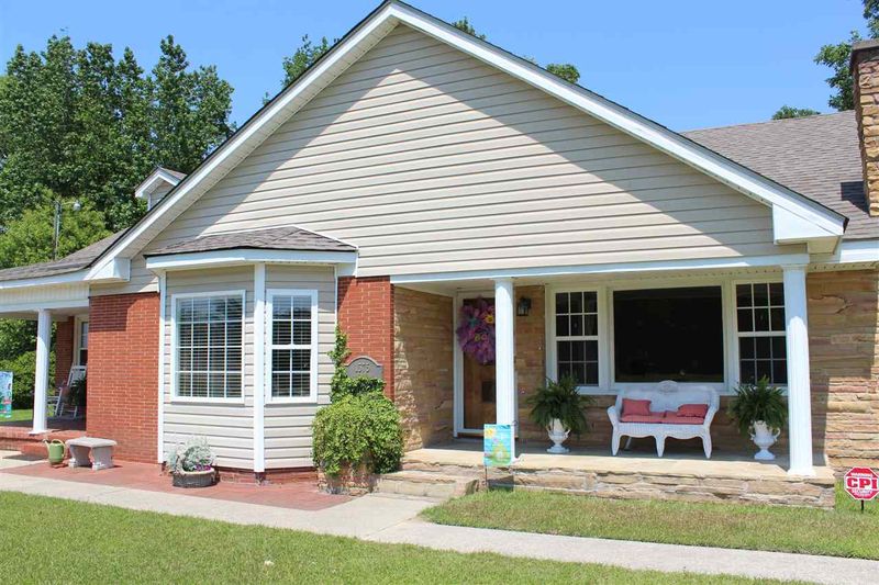 1375 Ashe Ave, Dunn, NC 28334