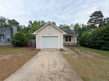 1375 Worstead Dr, Fayetteville, NC 28314
