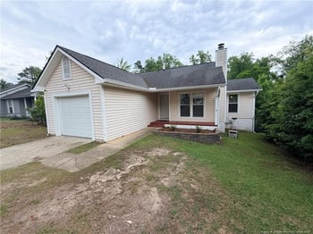 1375 Worstead Dr, Fayetteville, NC 28314