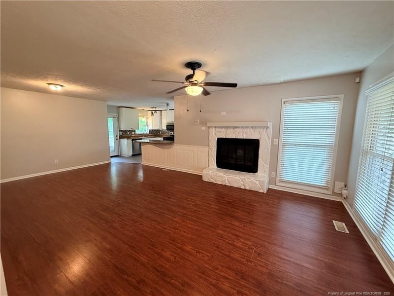 1375 Worstead Dr, Fayetteville, NC 28314