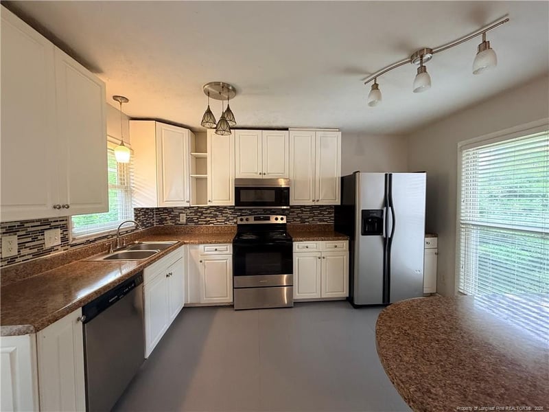 1375 Worstead Dr, Fayetteville, NC 28314