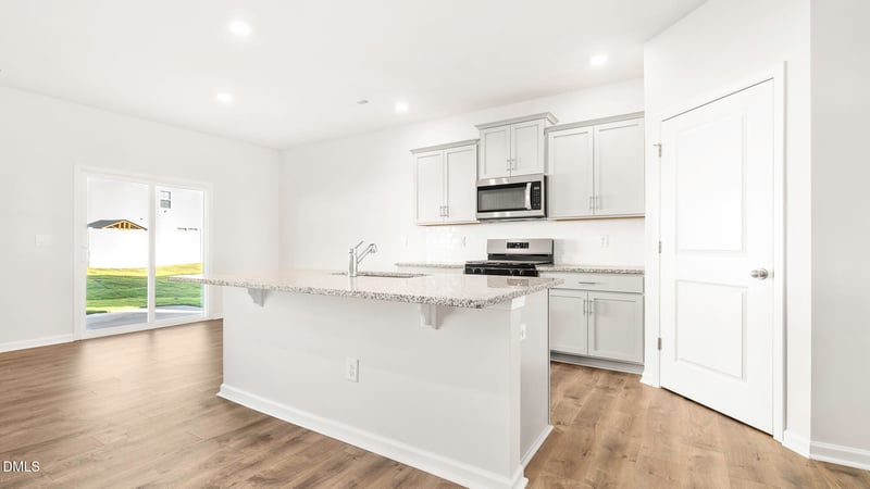 1379 Lansdowne Dr, Mebane, NC 27302