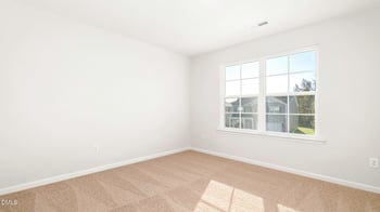 1379 Lansdowne Dr, Mebane, NC 27302