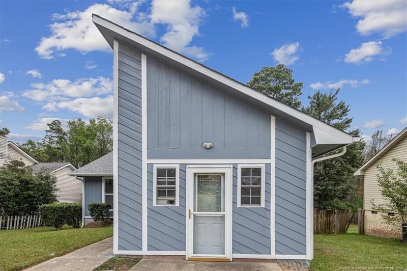 1379 Worstead Dr, Fayetteville, NC 28314