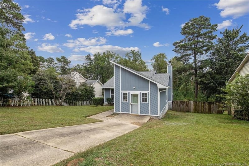 1379 Worstead Dr, Fayetteville, NC 28314