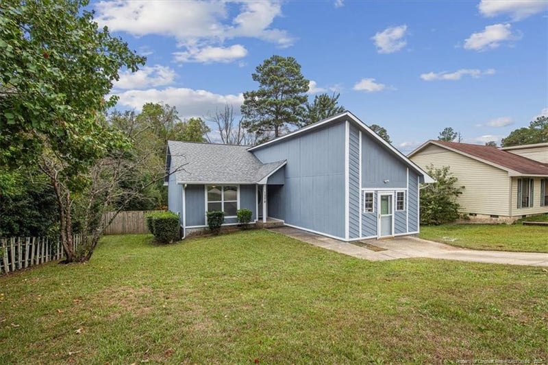 1379 Worstead Dr, Fayetteville, NC 28314