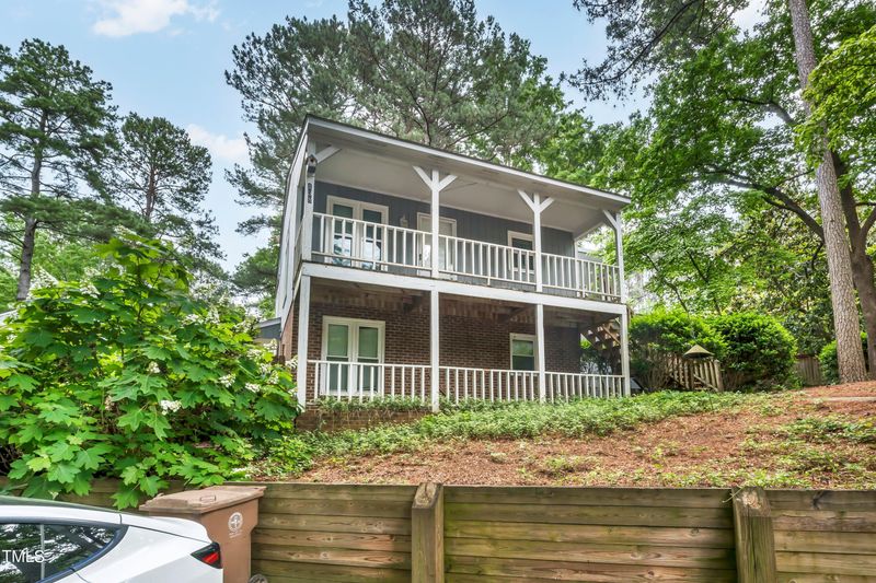 138 Carmichael Ct #B, Cary, NC 27511